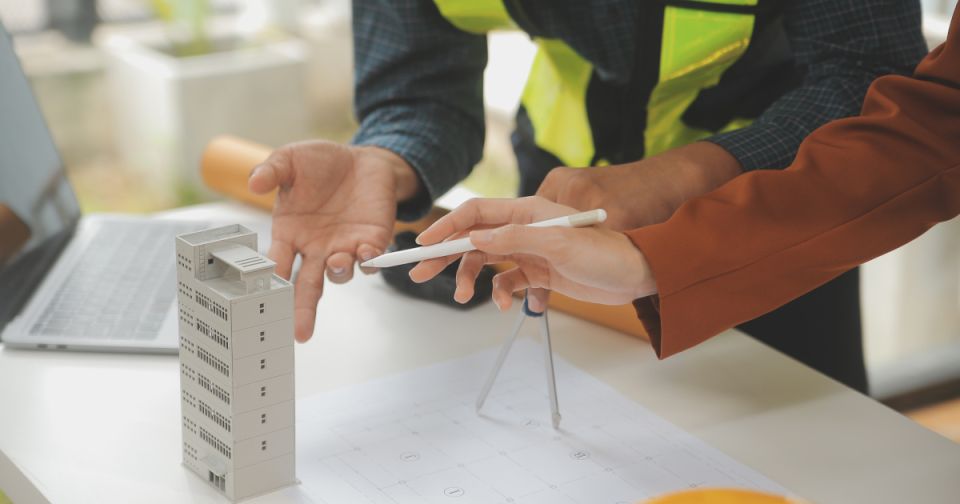 Новые горизонты: Минстрой предлагает инновационный план для управления многоквартирными домами