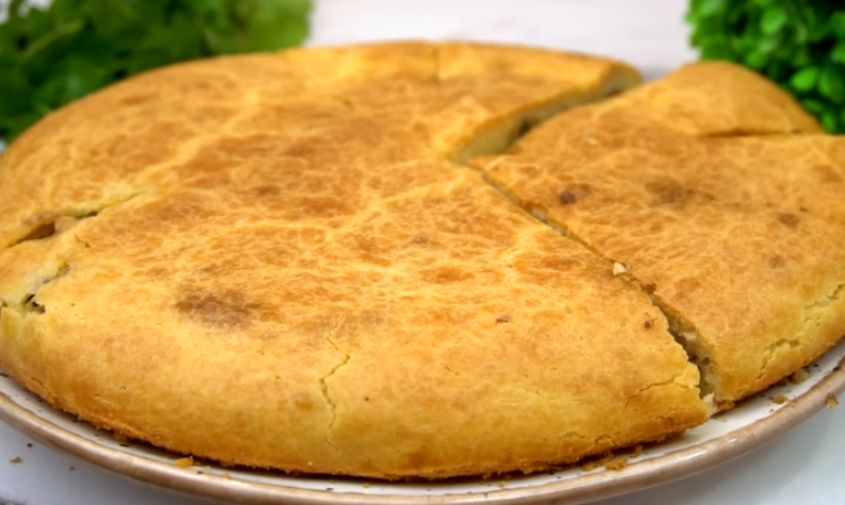 Ленивый пирог на кефире: секрет быстрого и вкусного угощения