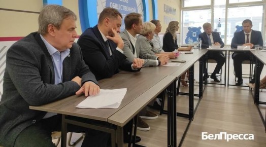 Ѡ    