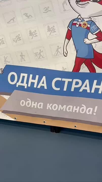 ,    !