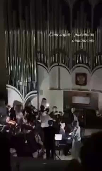  :    .       ( )  ,    ,     