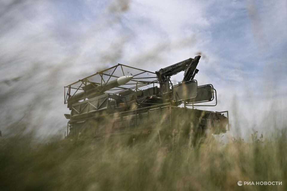 Силы ПВО уничтожили 32 украинских беспилотника