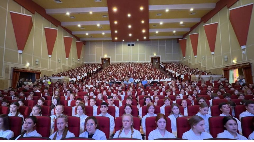 Андрей Иконников: Посвящение в юные медики Белогорья — не «дежурное», а особенное событие для области здравоохранения