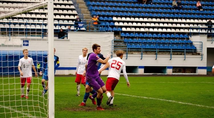 Белгородские футболисты уступили в гостях брянскому «Динамо-М» со счётом 2:1