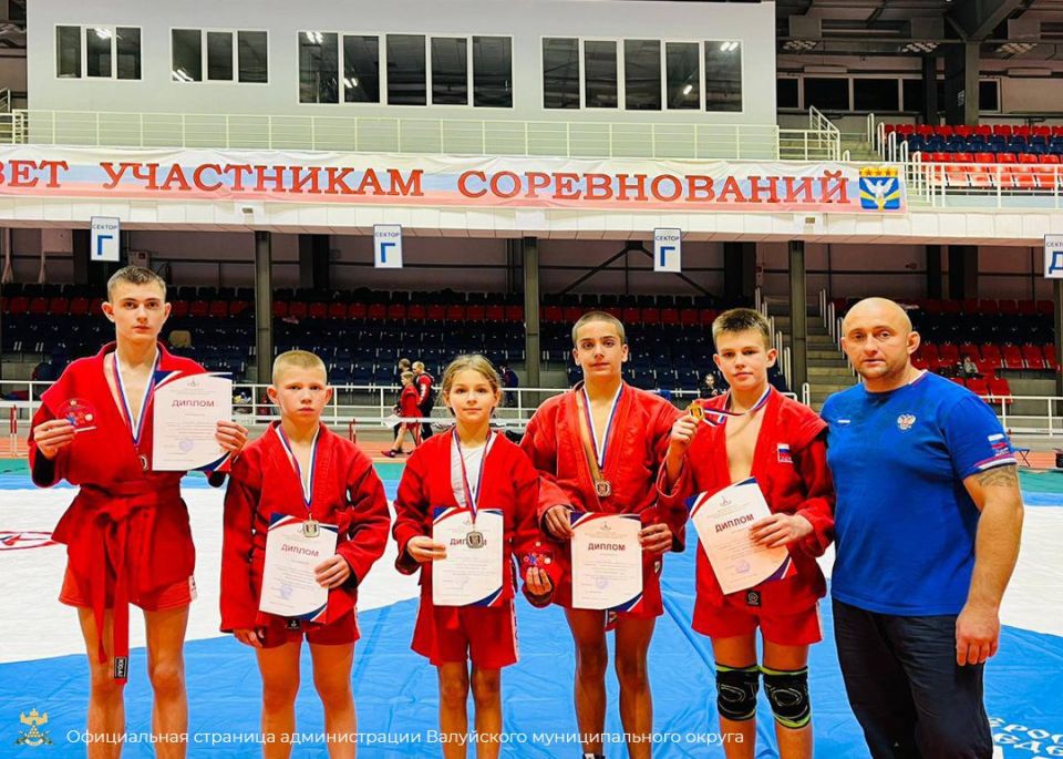 Валуйские самбисты показали конкурентную борьбу на первом этапе турнира «Кубок Черноземья»