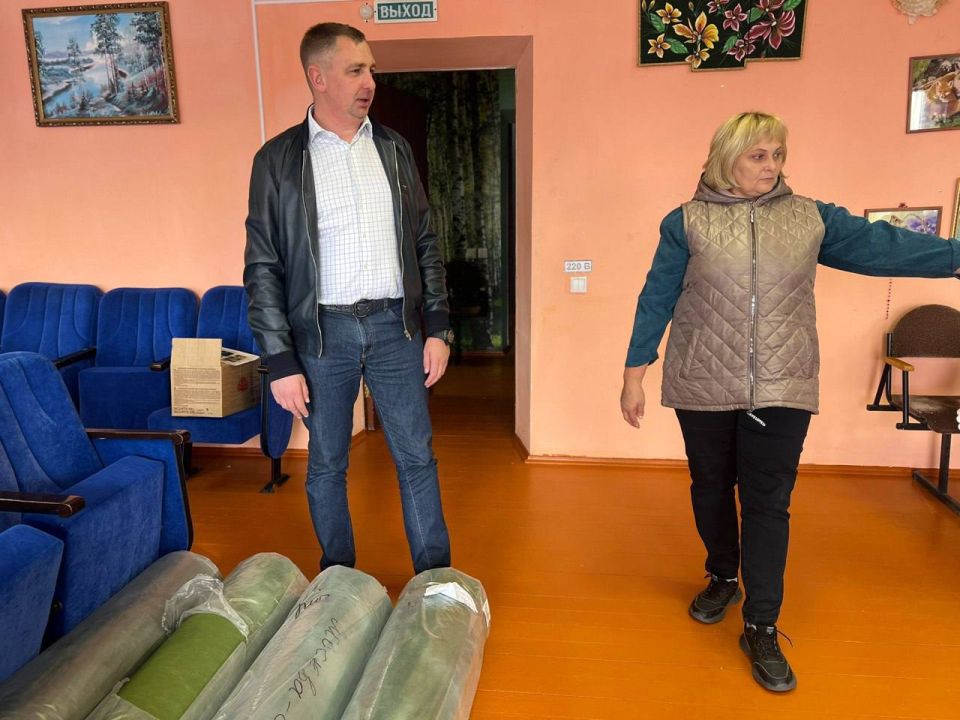 Важную роль в улучшении качества жизни местных жителей и развитии инфраструктуры играет работа депутатов на округах