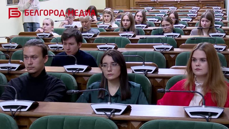 Депутат облдумы Евгений Михайлюков поделился с белгородскими студентами знаниями и опытом в сфере управления