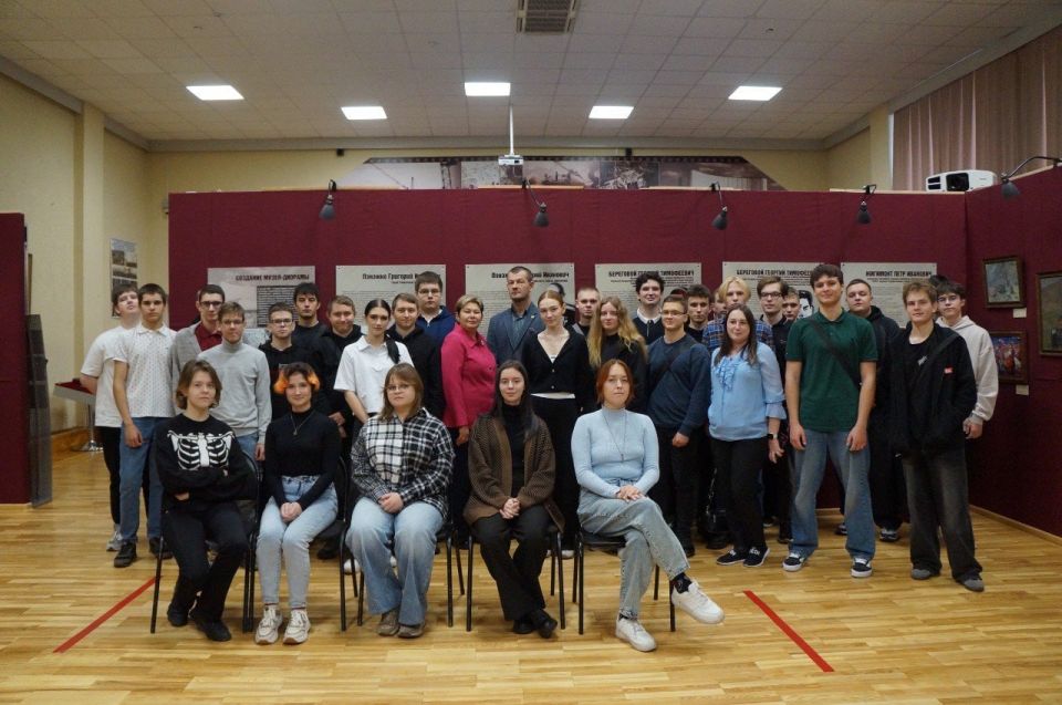 В выставочном зале историко-художественного музея-диорамы «Курская битва. Белгородское направление» состоялся вечер «Отец семье опора»