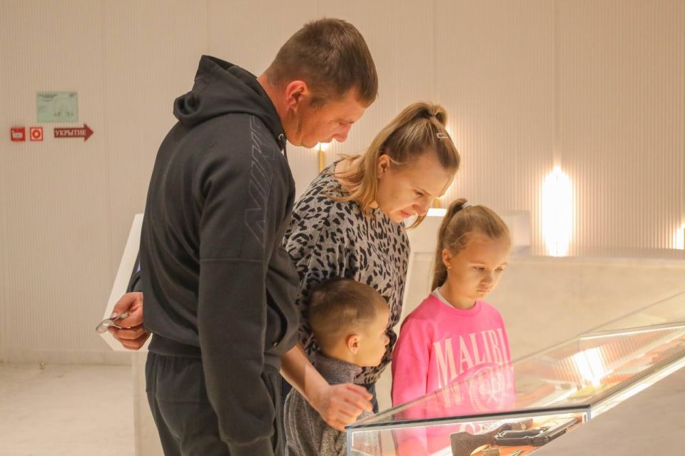 В музее-диораме «Курская битва. Белгородское направление» прошла экскурсия по основной экспозиции «На земле опалённой»