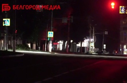       22:00