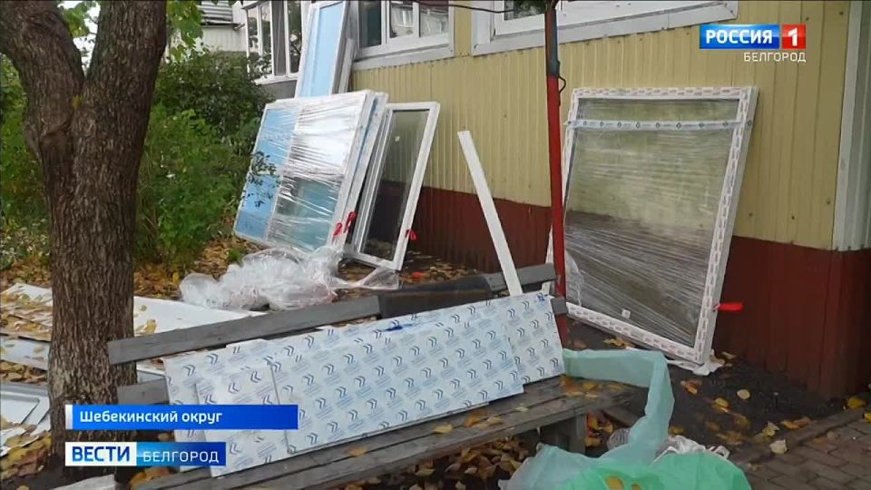 Взрыв вражеской ракеты оставил почти полдома без окон