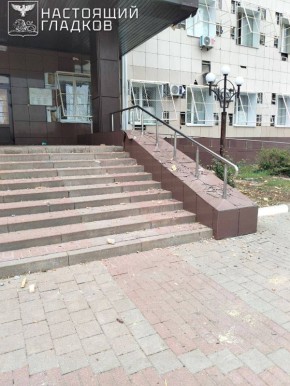 Двенадцать мирных жителей ранены после атак дронов ВСУ в Белгородской области, сообщил губернатор