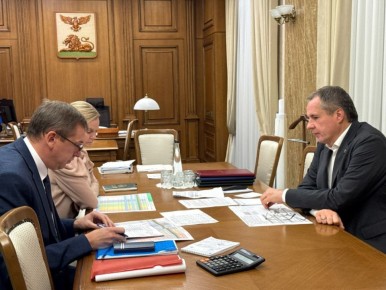 Вячеслав Гладков: В 2026 году в Белгородской области обновим более 285 км и построим 28,2 км автодорог на общую сумму 20,9 млрд рублей