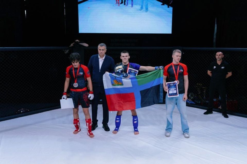 Татьяна Круглякова: Школьник  из Белгородского района одержал три победы на турнире по смешанным боевым единоборствам