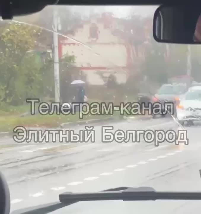 В Белгороде на Красноармейской массовое ДТП