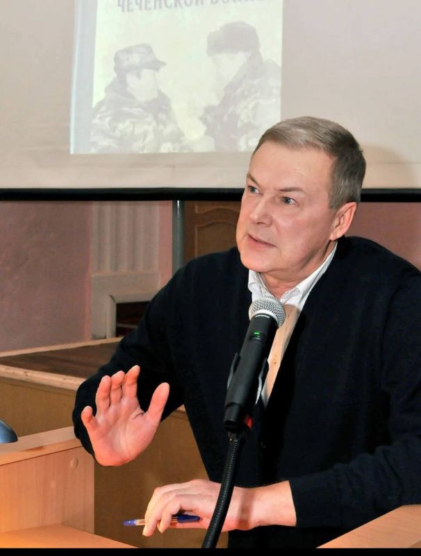 Александр Сладков: Сейчас дам Геннадия Алехина «Адекватного харьковчанина» с последними новостями Белгород-Харьков