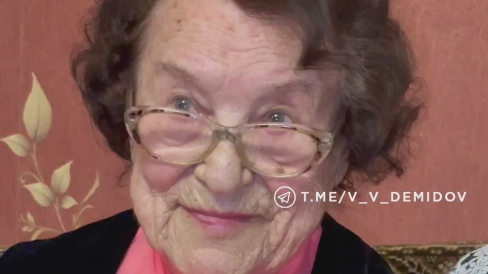 Валентин Демидов: Сегодня вековой юбилей отмечает настоящая легенда Белгорода — участница Великой Отечественной войны Нина Григорьевна Прокопова