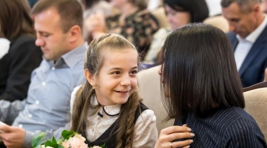 Вячеслав Гладков вручил награды губернаторским стипендиатам в сфере культуры