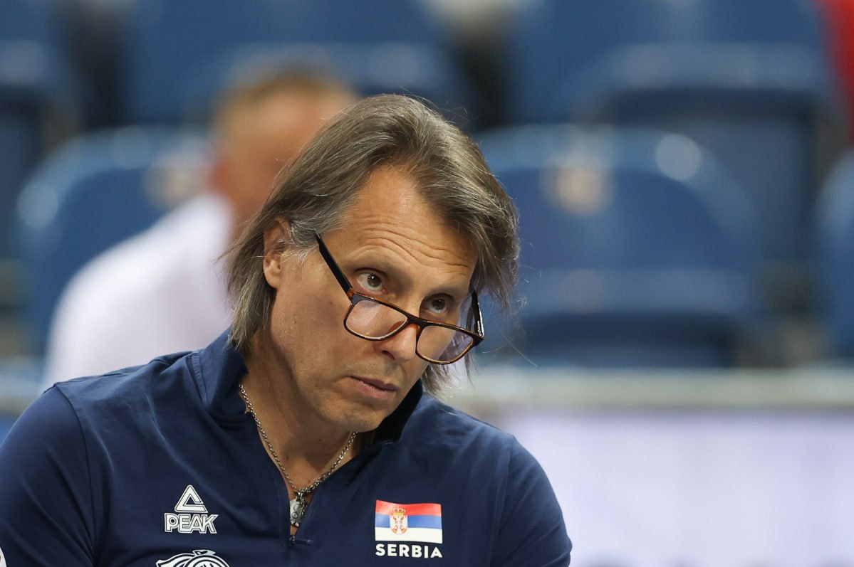 Тренер бросил переехавший из Белгорода клуб, проработав меньше месяца