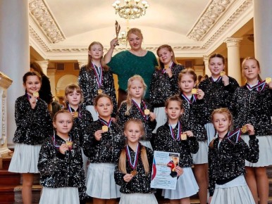 Губкинский коллектив покоряет соседние города