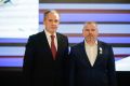 Вячеслав Гладков в преддверии Дня народного единства вручил государственные и региональные награды