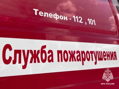 В 17:02 поступило сообщение о том, что в гаражном кооперативе на улице Есенина в Белгороде горит мусор