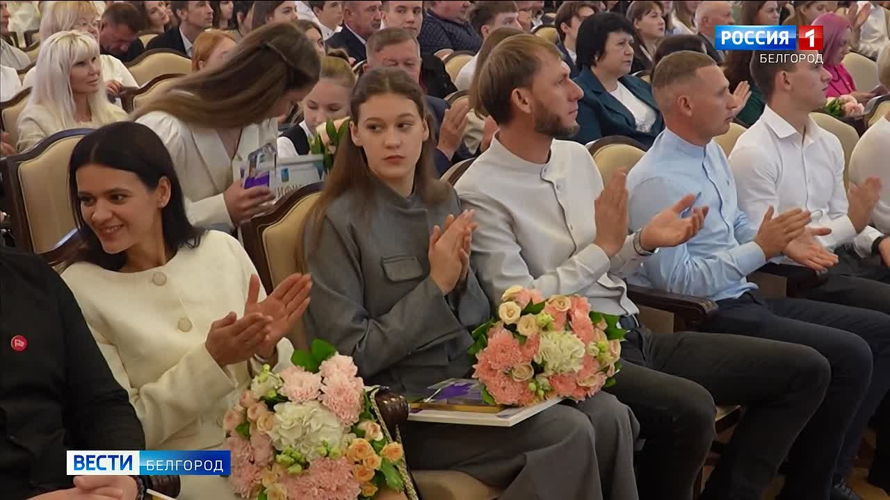 В свои 15 лет Полина Сивкова из Старого Оскола – мастер спорта по плаванию