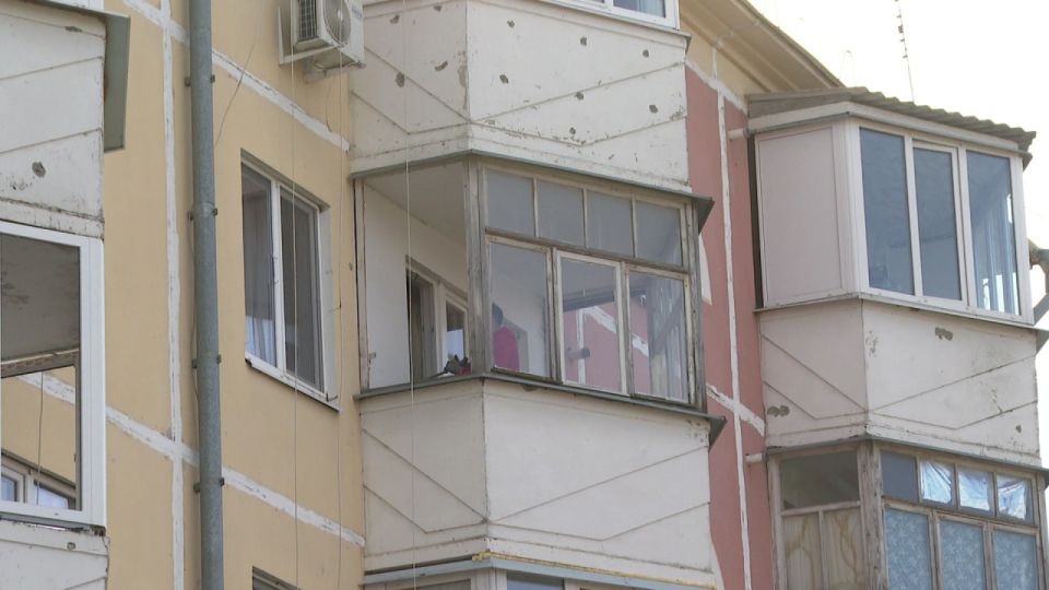 В Белгородской области продолжают ремонтировать объекты, повреждённые вражескими ударами