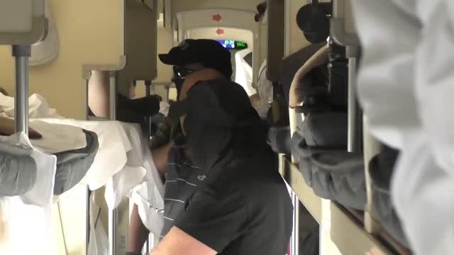 ФСБ показала кадры задержания собиравшегося вступить в украинское формирование