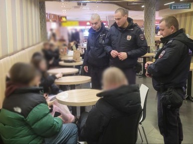 В Белгороде сотрудники полиции провели рейдовые мероприятия по выявлению правонарушений среди подростков