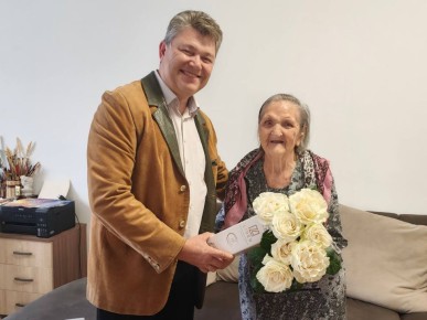 Татьяна Круглякова: Жительница посёлка Дубовое, труженица тыла Татьяна Ивановна Тарасенко отметила 95-летие