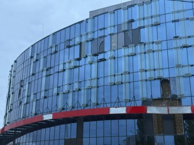 Вячеслав Гладков поблагодарил подрядчика, но раскритиковал чиновников за восстановление «Белгород-Арены»