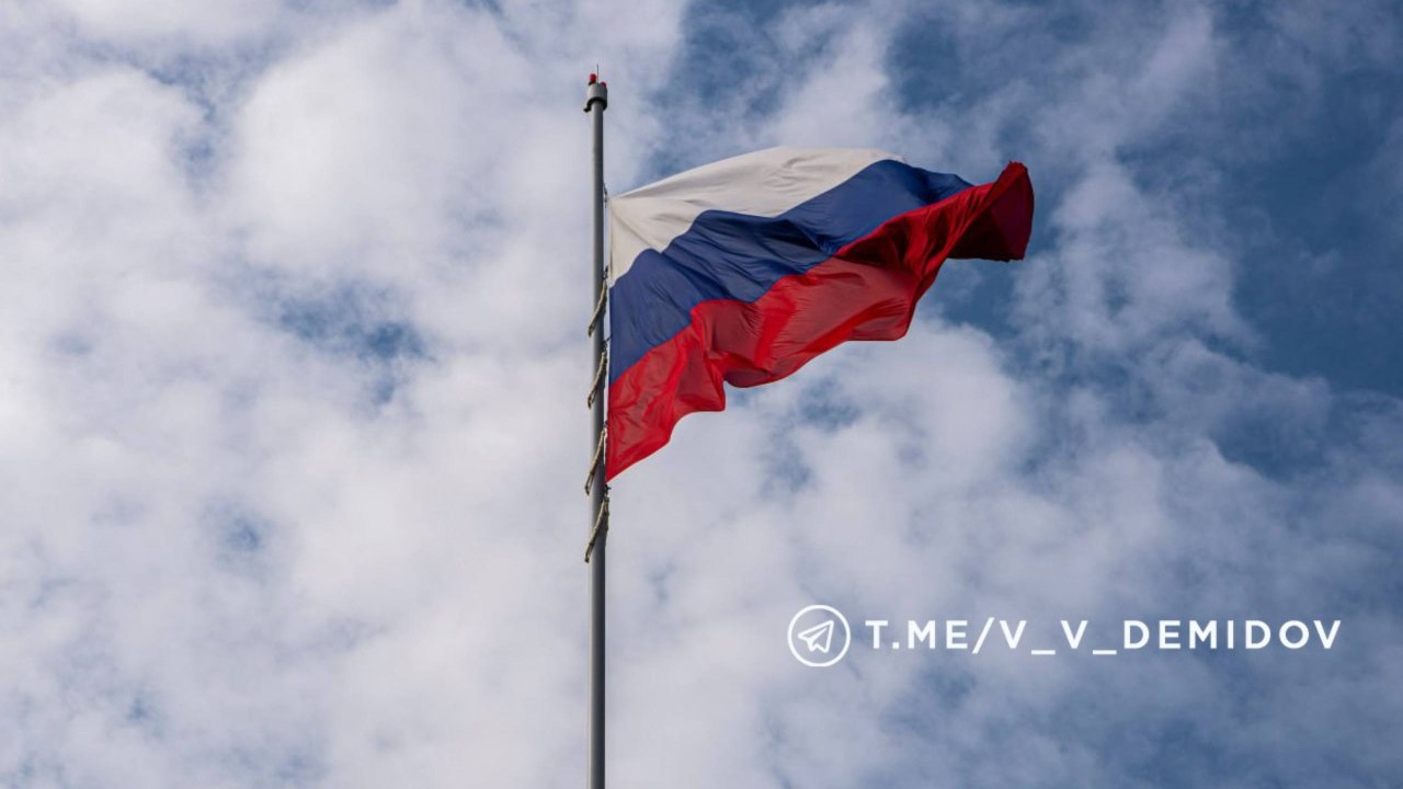 Вячеслав Гладков поздравил белгородцев с Днём народного единства и с праздником Казанской иконы Божией Матери