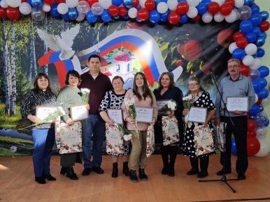 Николай Нестеров: С большим удовольствием поздравил жителей села Плоское с Днём села и престольным праздником