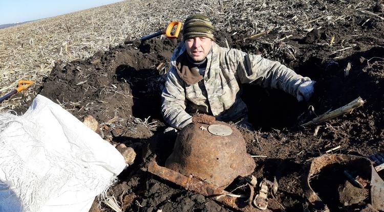Никто не забыт. Белгородец Артём Нечепаев ищет останки пропавших фронтовиков