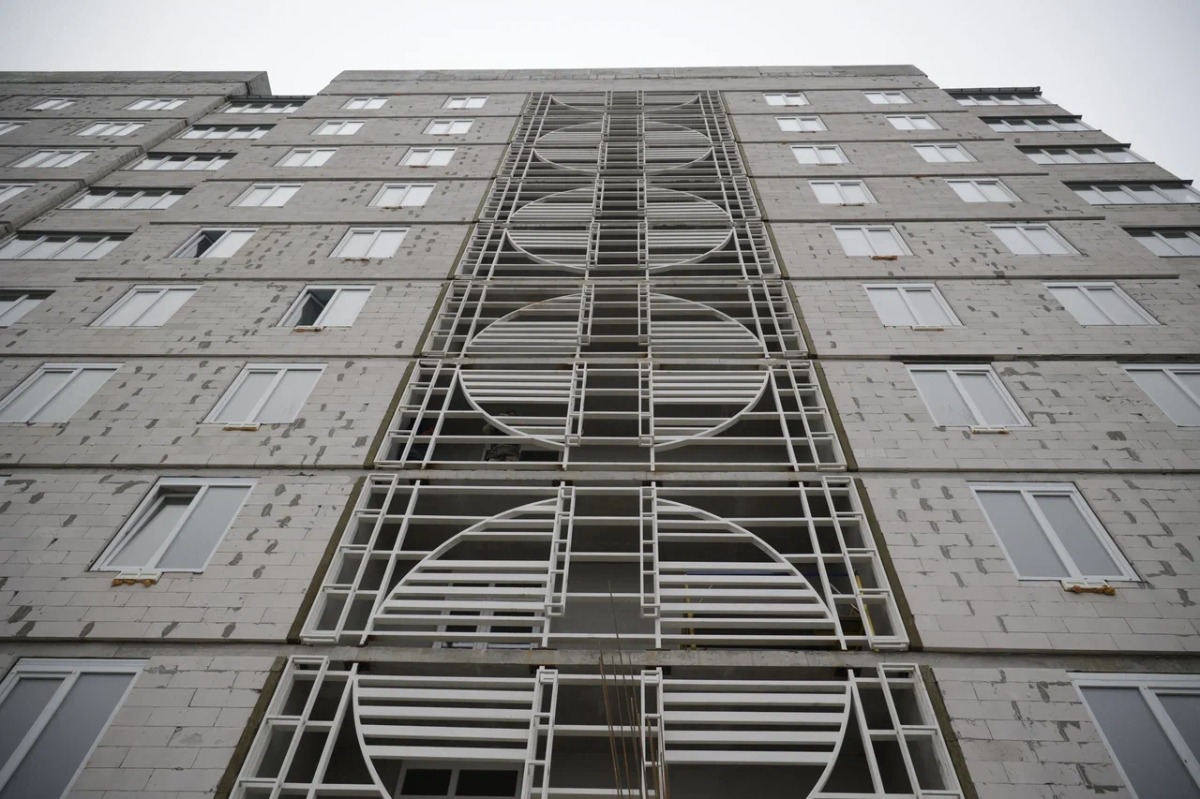 Вячеслав Гладков оценил ход строительства разрушенного дома на Щорса,55 а в Белгороде