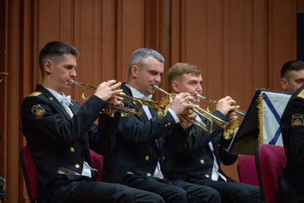 В Большом зале филармонии состоялся концерт «Бессмертие подвига», приуроченный ко Дню народного единства