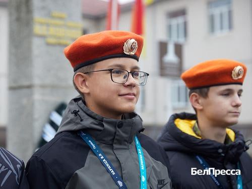 Белгородская команда – призёр игры «Зарница 2.0» получила от Вячеслава Гладкова дроны разных типов