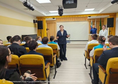 Урок по безопасности «Первая помощь» в школе города Валуйки №4