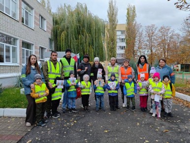 Белгородские дошкольники призвали пешеходов и водителей к соблюдению ПДД
