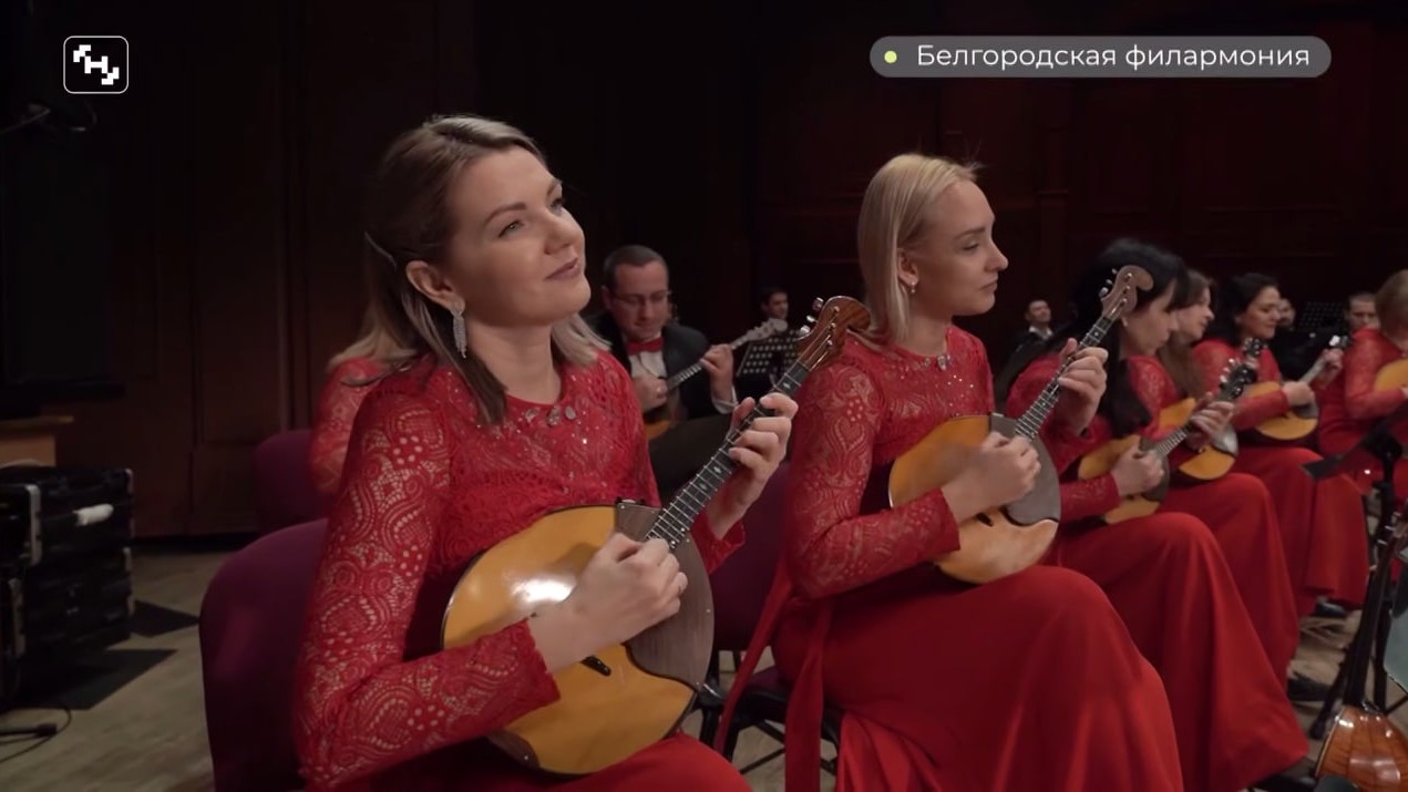 Артисты из пяти приграничных филармоний спели свою версию «Матушки – земли»