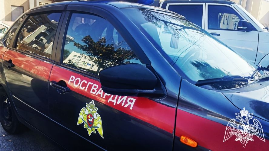 Сотрудники вневедомственной охраны Росгвардии задержали семейную пару, подозреваемую в краже из сетевого магазина в г. Белгороде