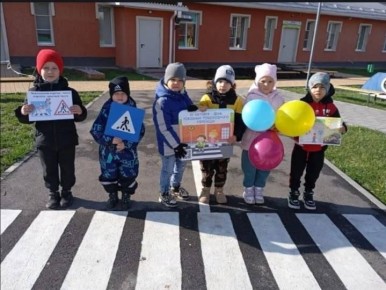 Белгородские автоинспекторы провели детские дорожные тренинги по безопасности