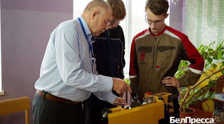 Белгородских школьников познакомили с профессиями в машиностроении