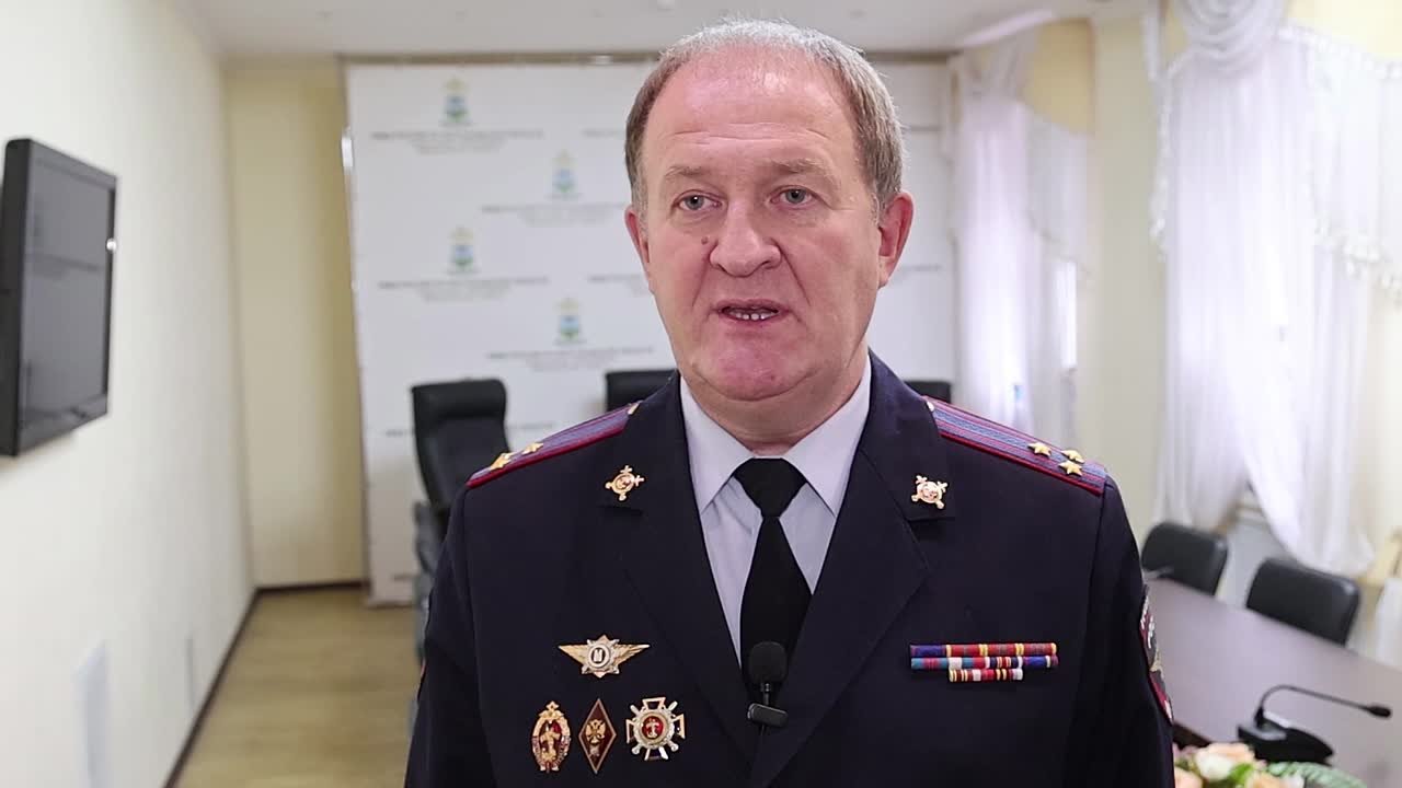 Полиция Белгородской области просит родителей и учителей провести с детьми беседы о поведении при нахождении подозрительных предметов