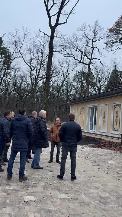 С рабочим визитом регион посетил замдиректора Департамента организации бюджетных процедур планирования и финансового обеспечения Министерства труда социальной защиты РФ Олег Хохлов