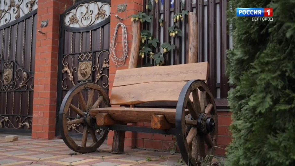 1234 Домашний музей с уникальной коллекцией создал преподаватель Белгородского аграрного университета, кандидат технических наук Алексан Минасян из Новосадового