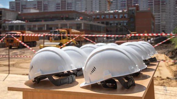 � ������������ ������� �� ������ ��������������� 389 �����, 179 ����������