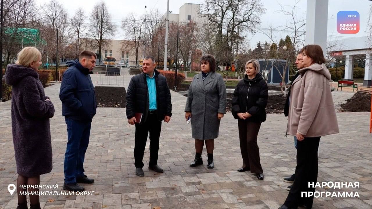 В Чернянке партийный десант контролирует ход капитального ремонта ФОКа