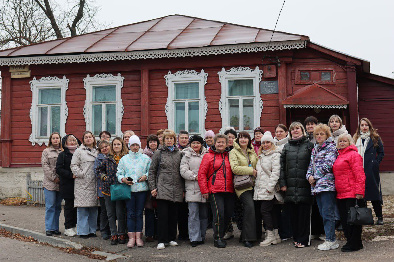 8-9 ноября 2025 года профсоюзный актив Яковлевской территориальной организации Общероссийского Профсоюза образования совершил увлекательный тур "Жемчужины Липецкой земли"